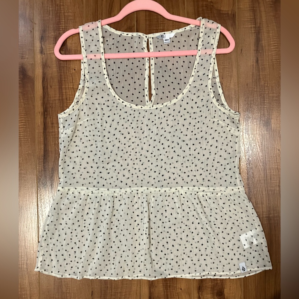 *🧡3/20$*NWOT*Volcom| Cream Sheer Top with Square Dot Pattern